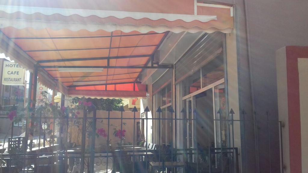 Maison D'Hotes Afoulki Tafraout Esterno foto